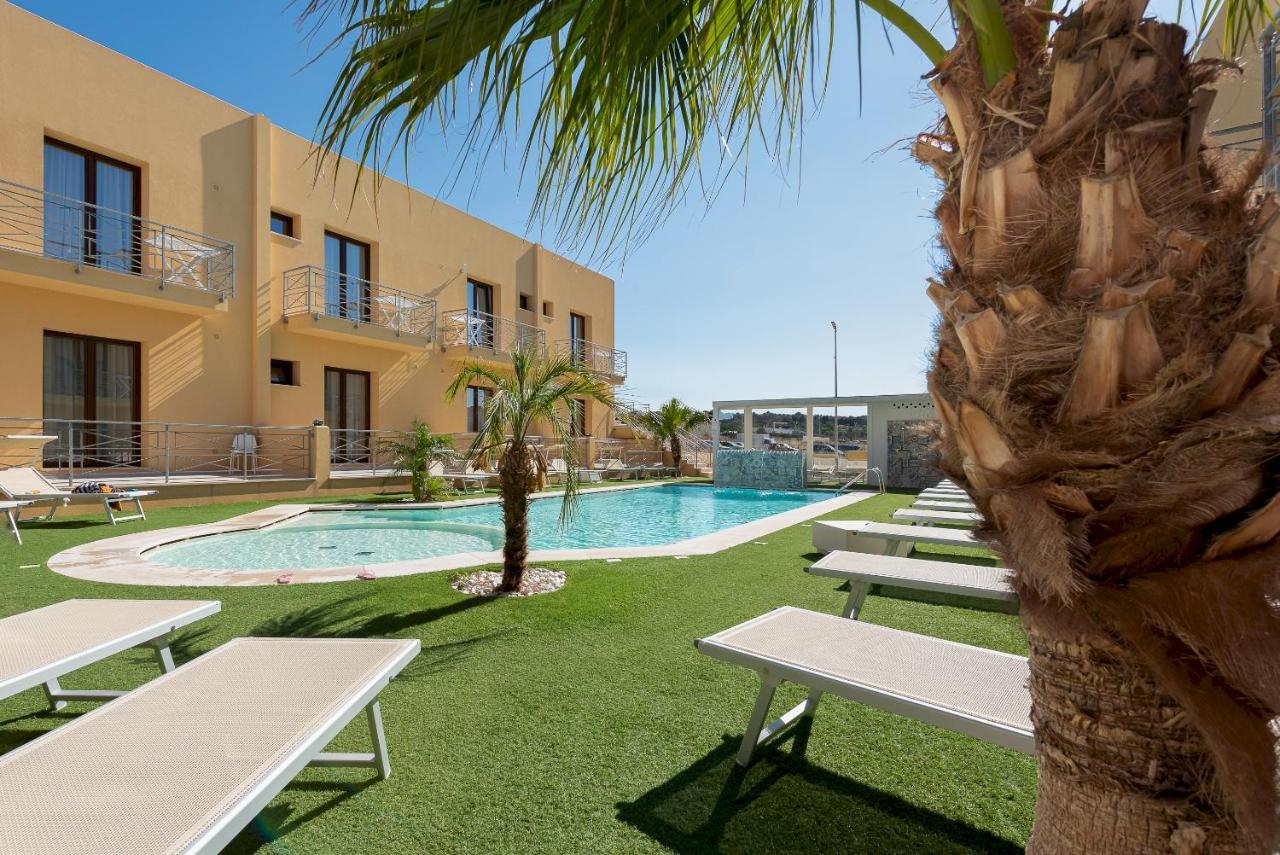 Residence Le Piscine San Vito Lo Capo Exterior photo